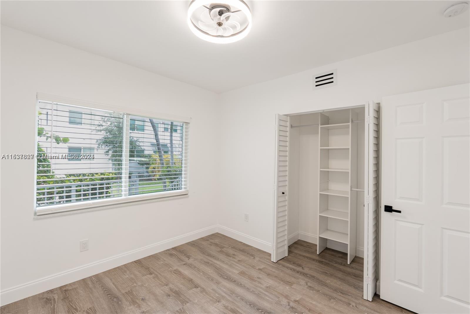 ISLAND POINT SOUTH CONDO - Residential Lease