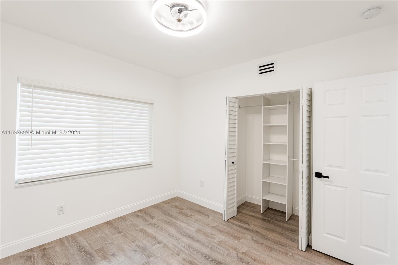 ISLAND POINT SOUTH CONDO - Residential Lease