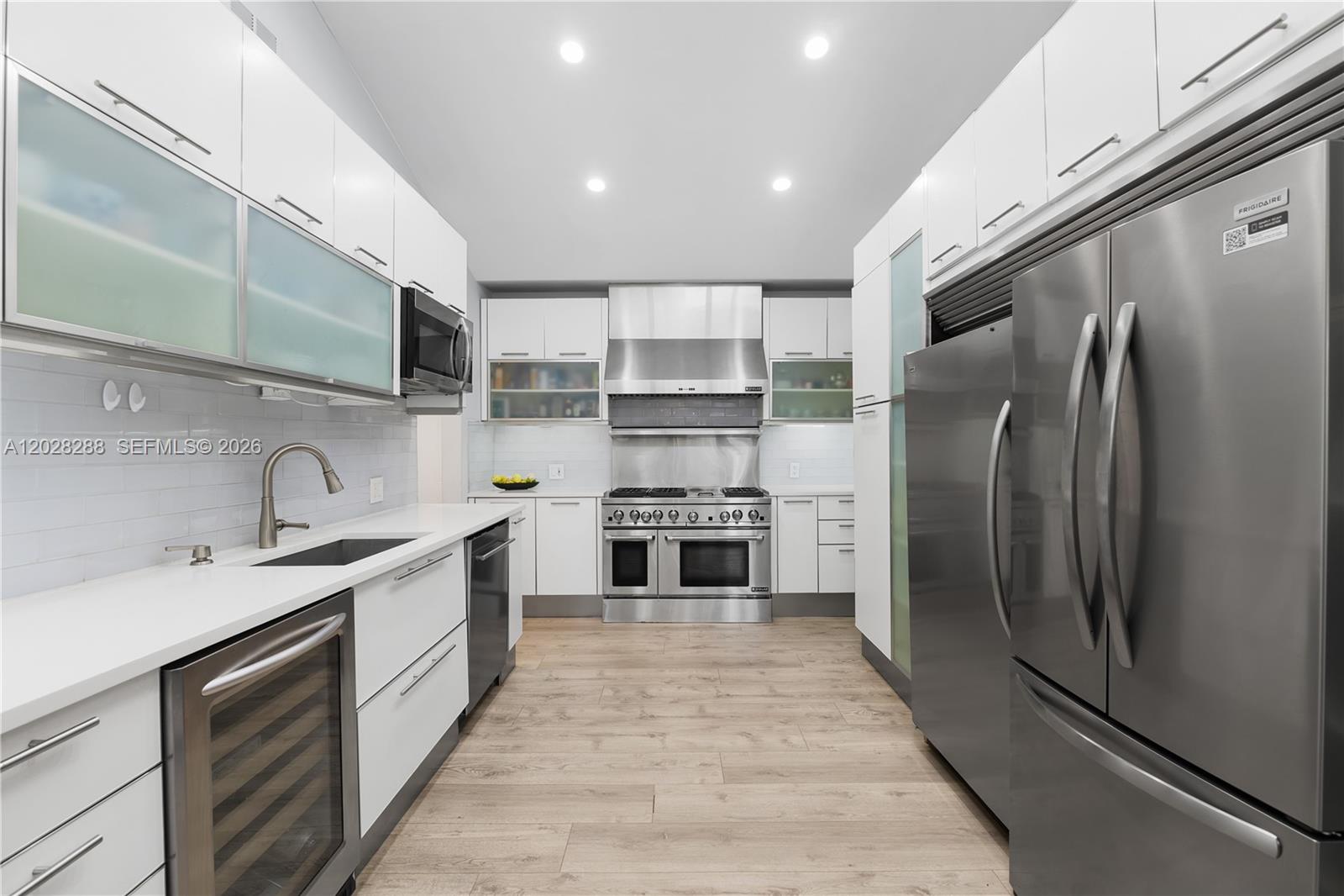 MIAMI SHORES SEC 3 - Residential