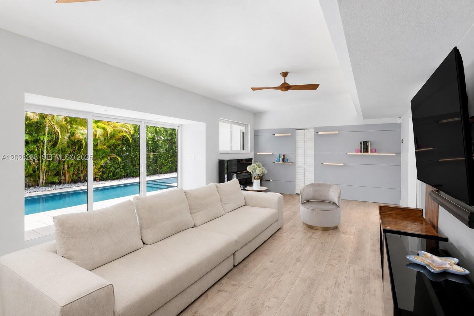 MIAMI SHORES SEC 3 - Residential