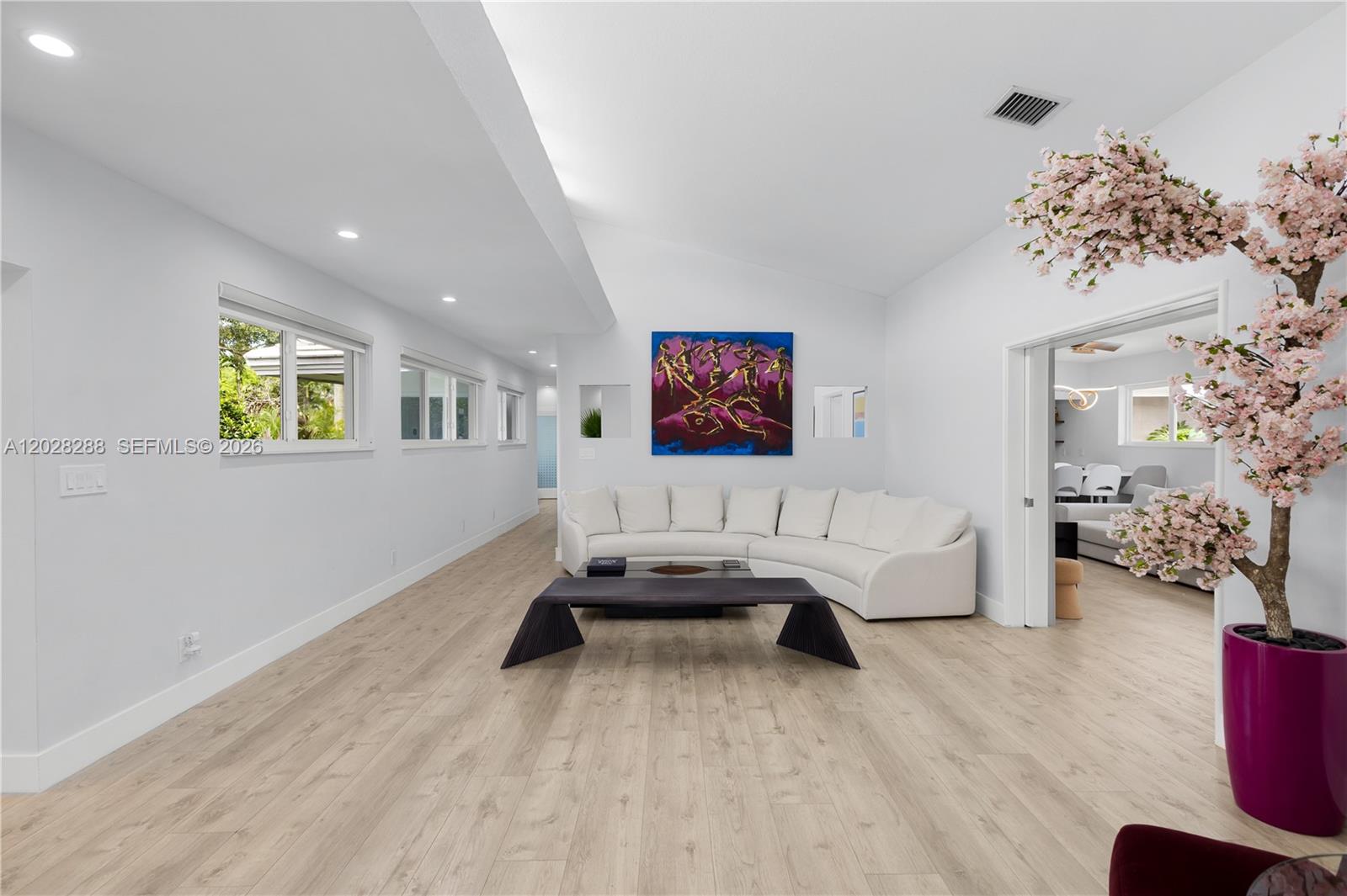 MIAMI SHORES SEC 3 - Residential