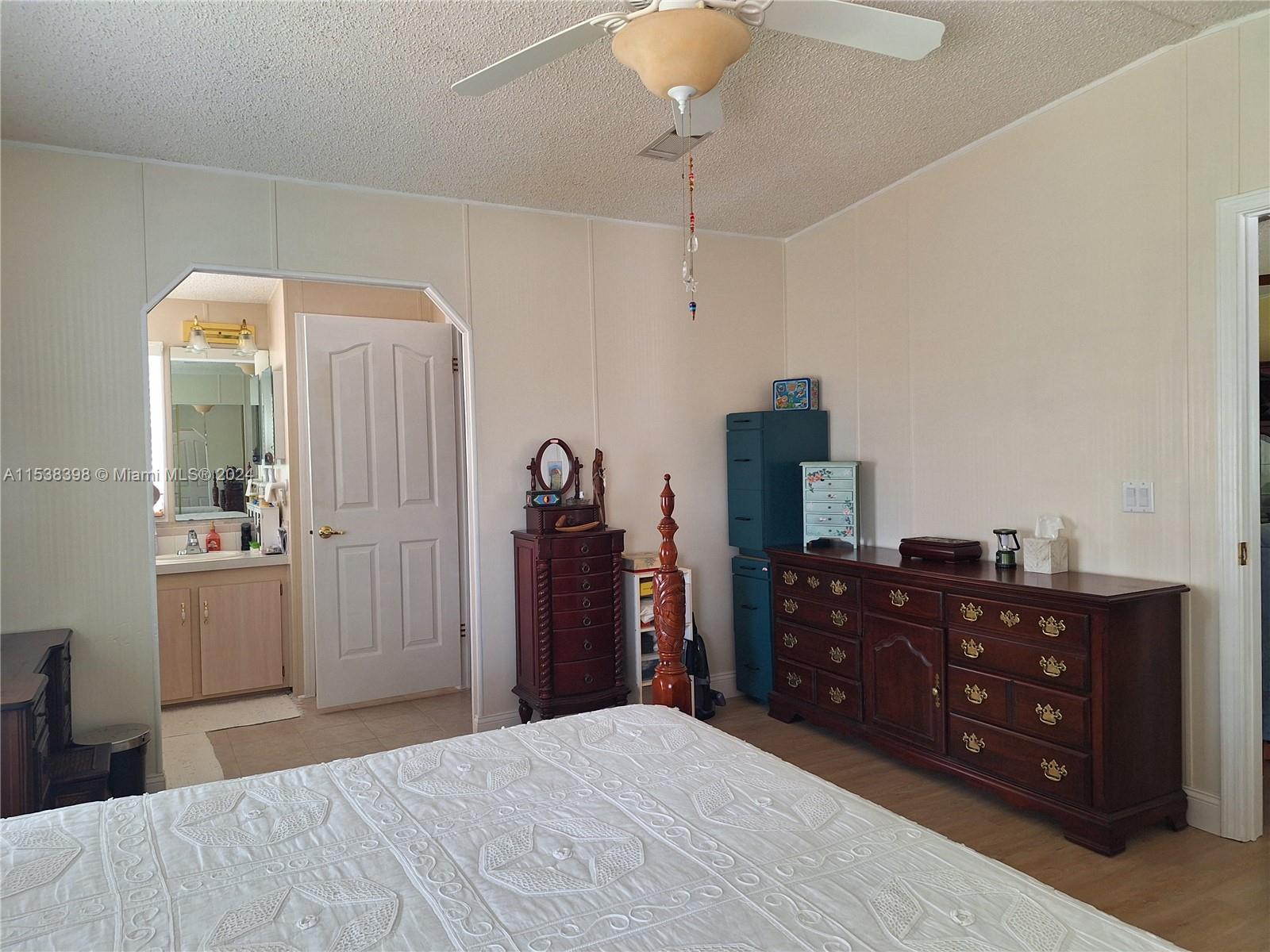 GATEWAY WEST CONDO - Residential