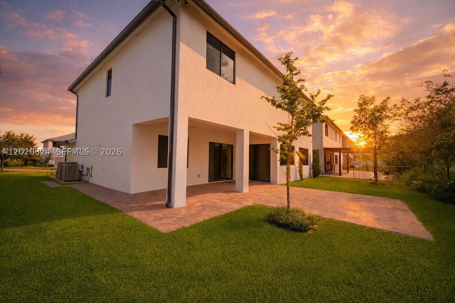 TUSCAN ISLES - Residential