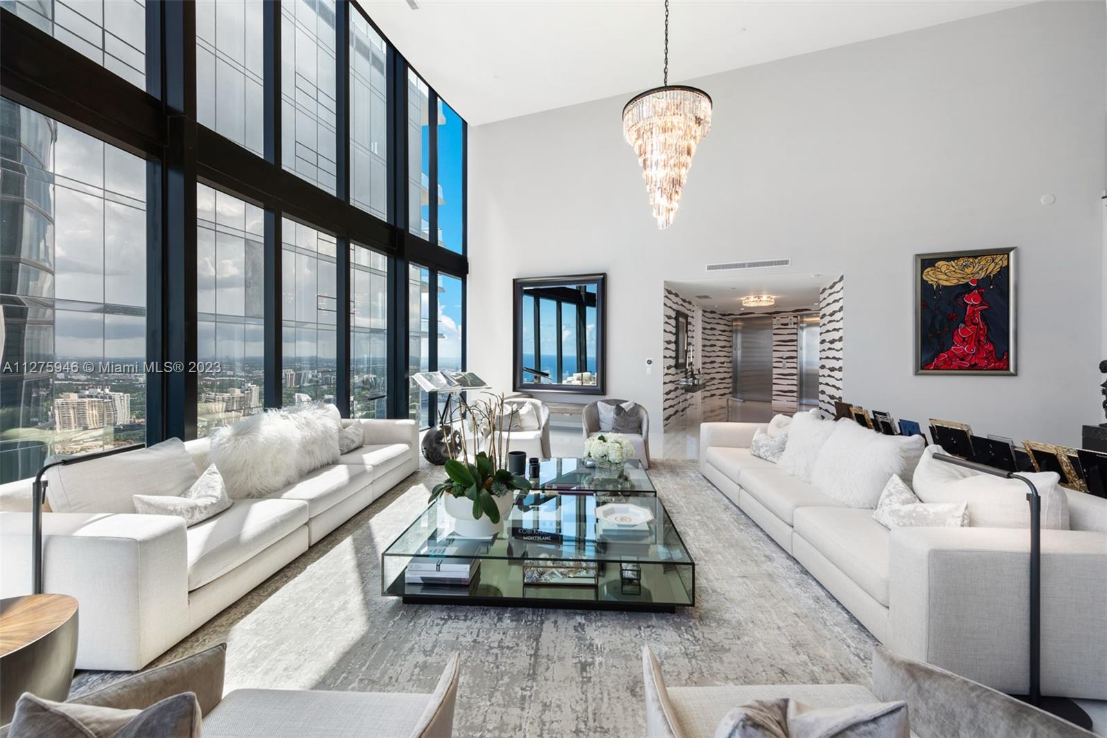 PORSCHE DESIGN TOWER - Residential
