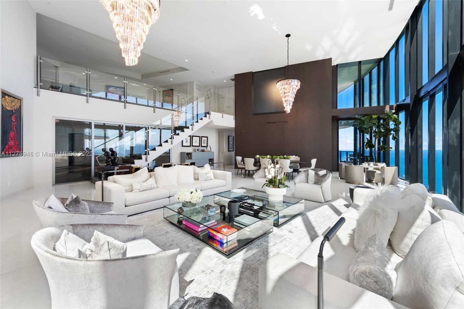 PORSCHE DESIGN TOWER - Residential