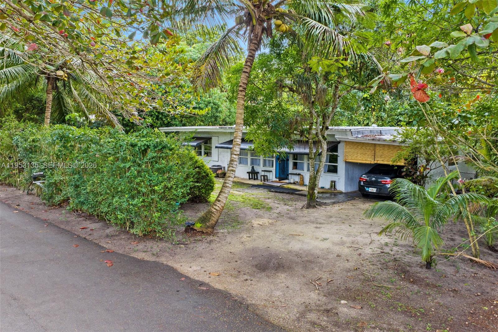 AVOCADO HOMES - Residential