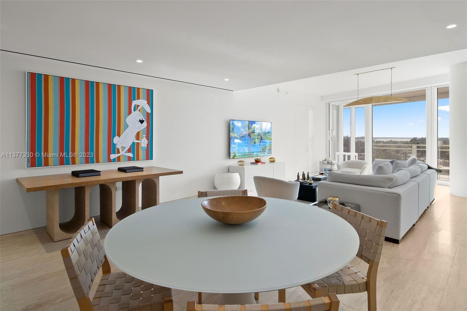 SURF CLUB CONDO - Residential