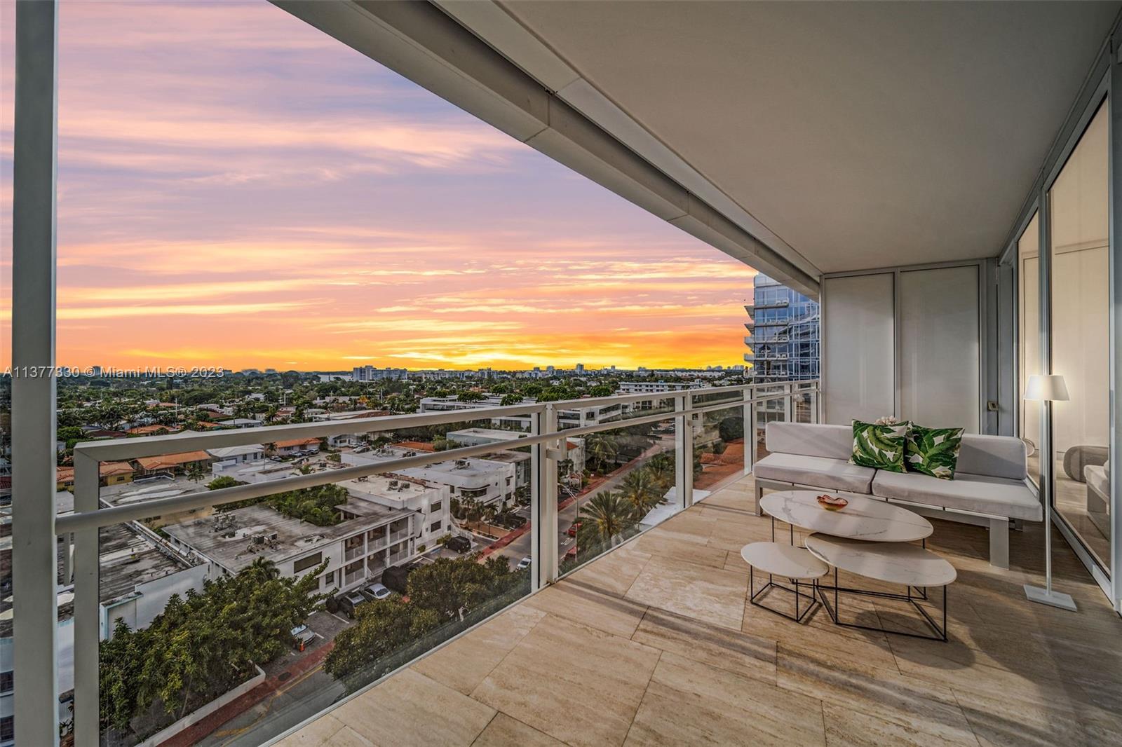 SURF CLUB CONDO - Residential