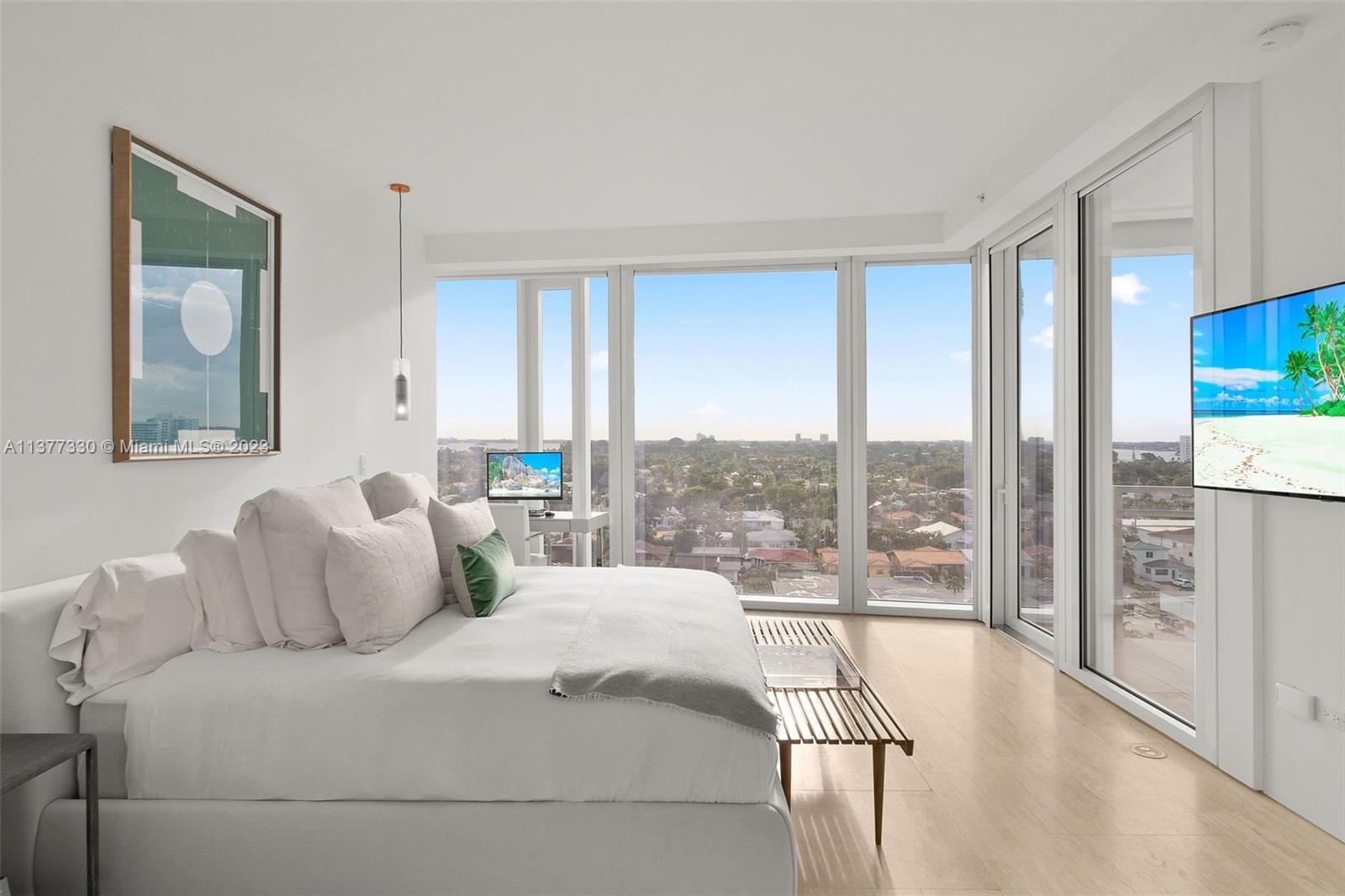 SURF CLUB CONDO - Residential