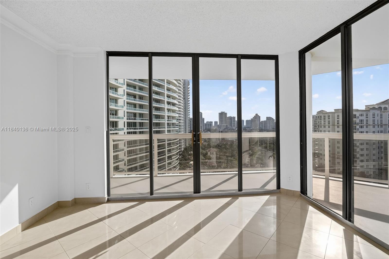 THE LANDMARK CONDO - Residential
