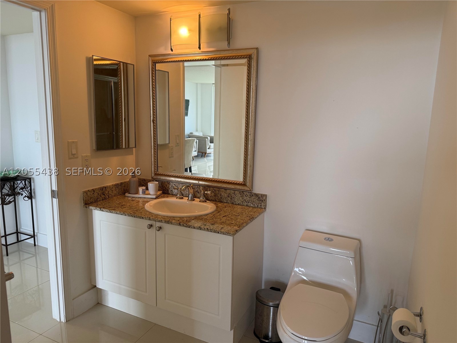 TURNBERRY ON THE GREEN CO - Residential Lease