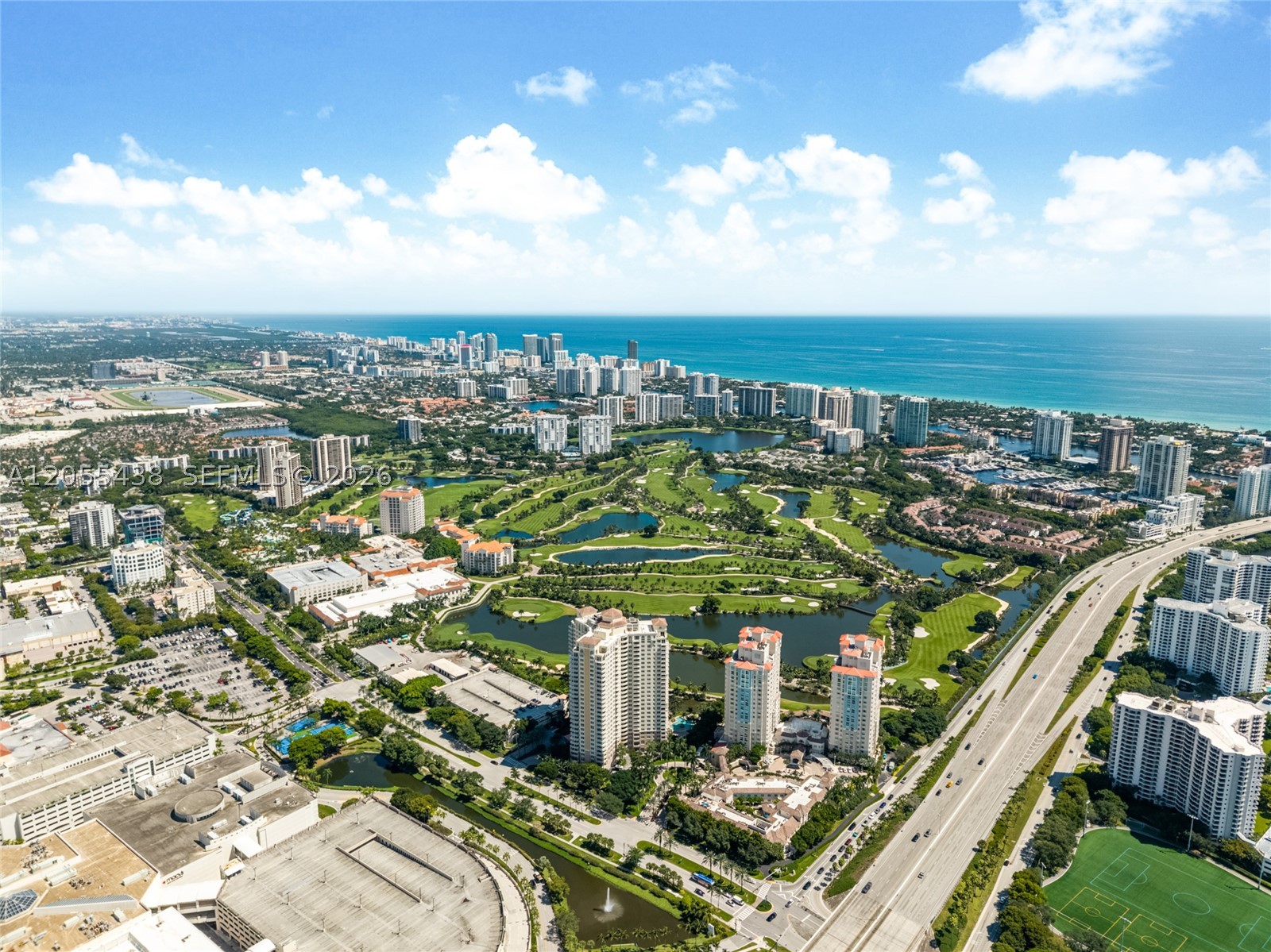 TURNBERRY ON THE GREEN CO - Residential Lease