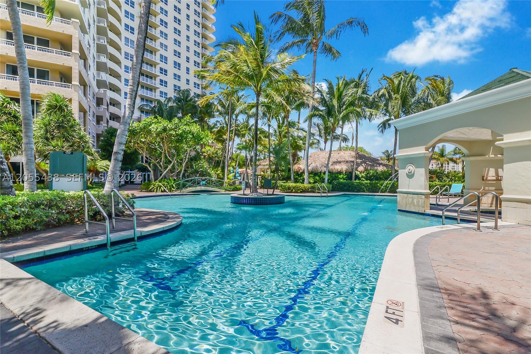 TURNBERRY ON THE GREEN CO - Residential Lease