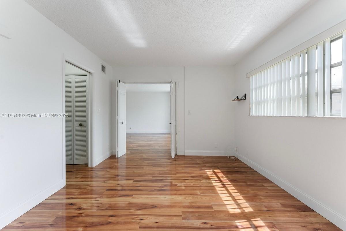 LAKE FOREST CONDO - Residential