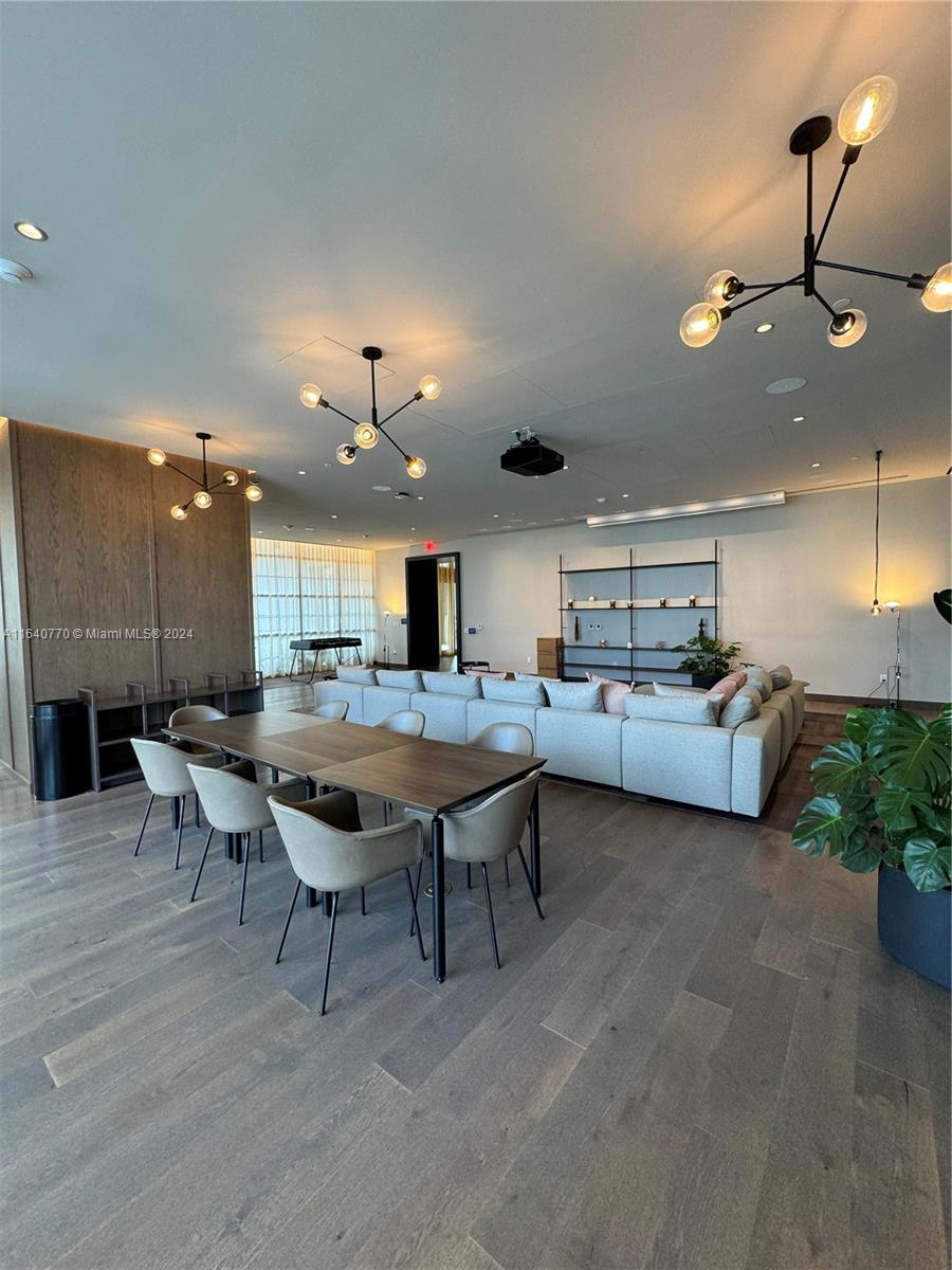 Gale Residences - Residential