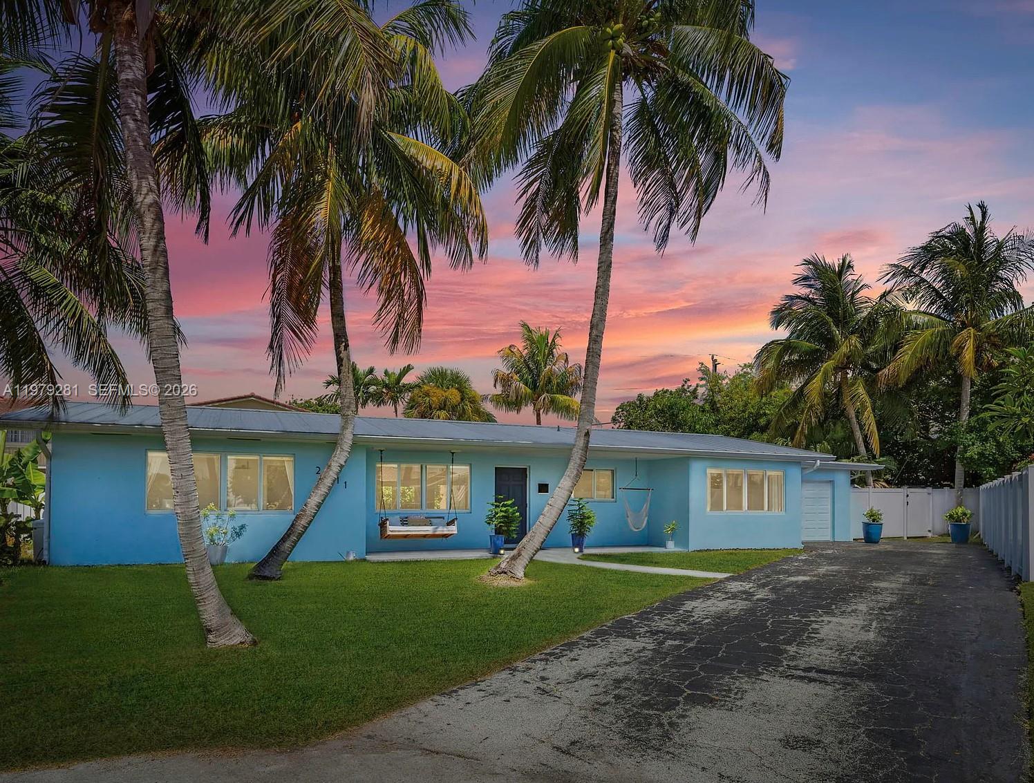 LIGHTHOUSE POINT 6TH SEC - Residential