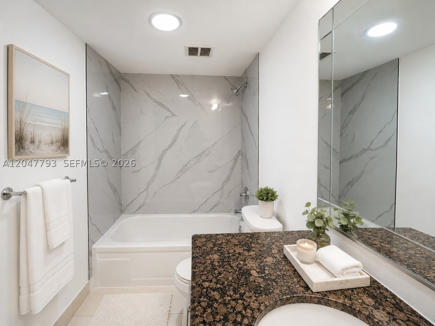 ADMIRALS PORT CONDO WEST - Residential
