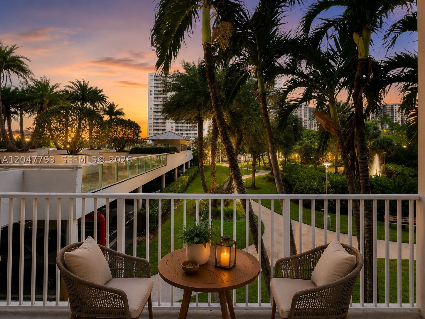 ADMIRALS PORT CONDO WEST - Residential