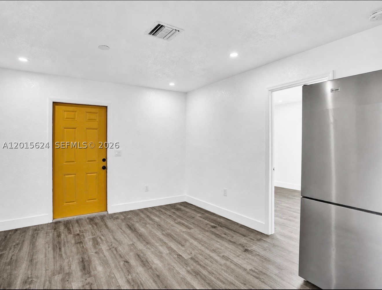 CARVER RANCHES - Residential Income