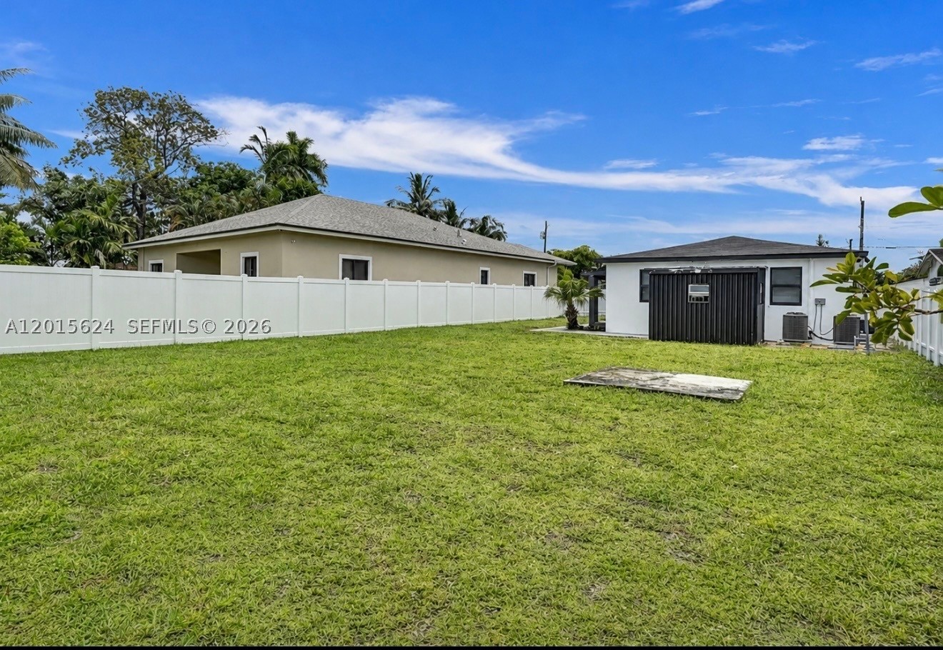 CARVER RANCHES - Residential Income
