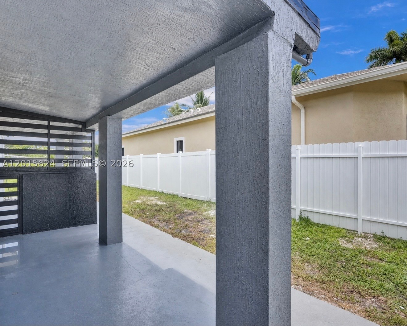 CARVER RANCHES - Residential Income