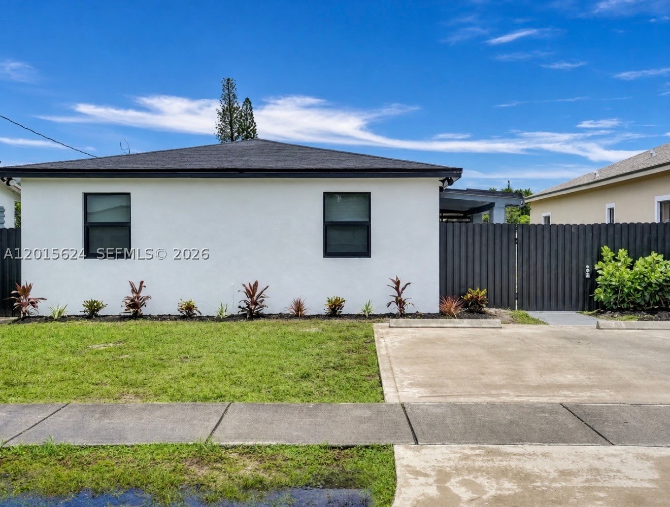 CARVER RANCHES - Residential Income