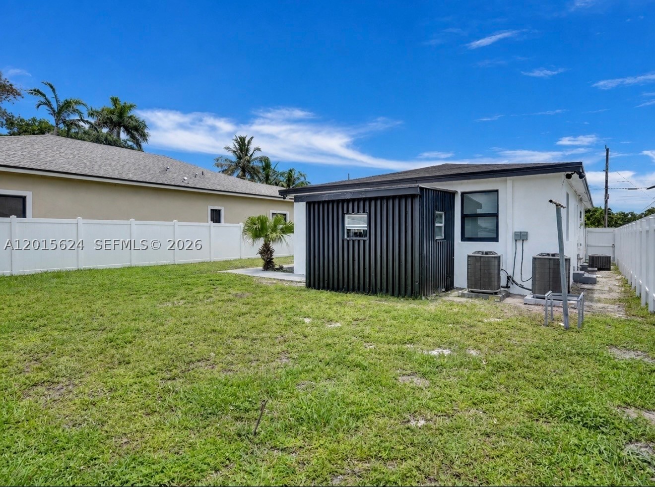 CARVER RANCHES - Residential Income