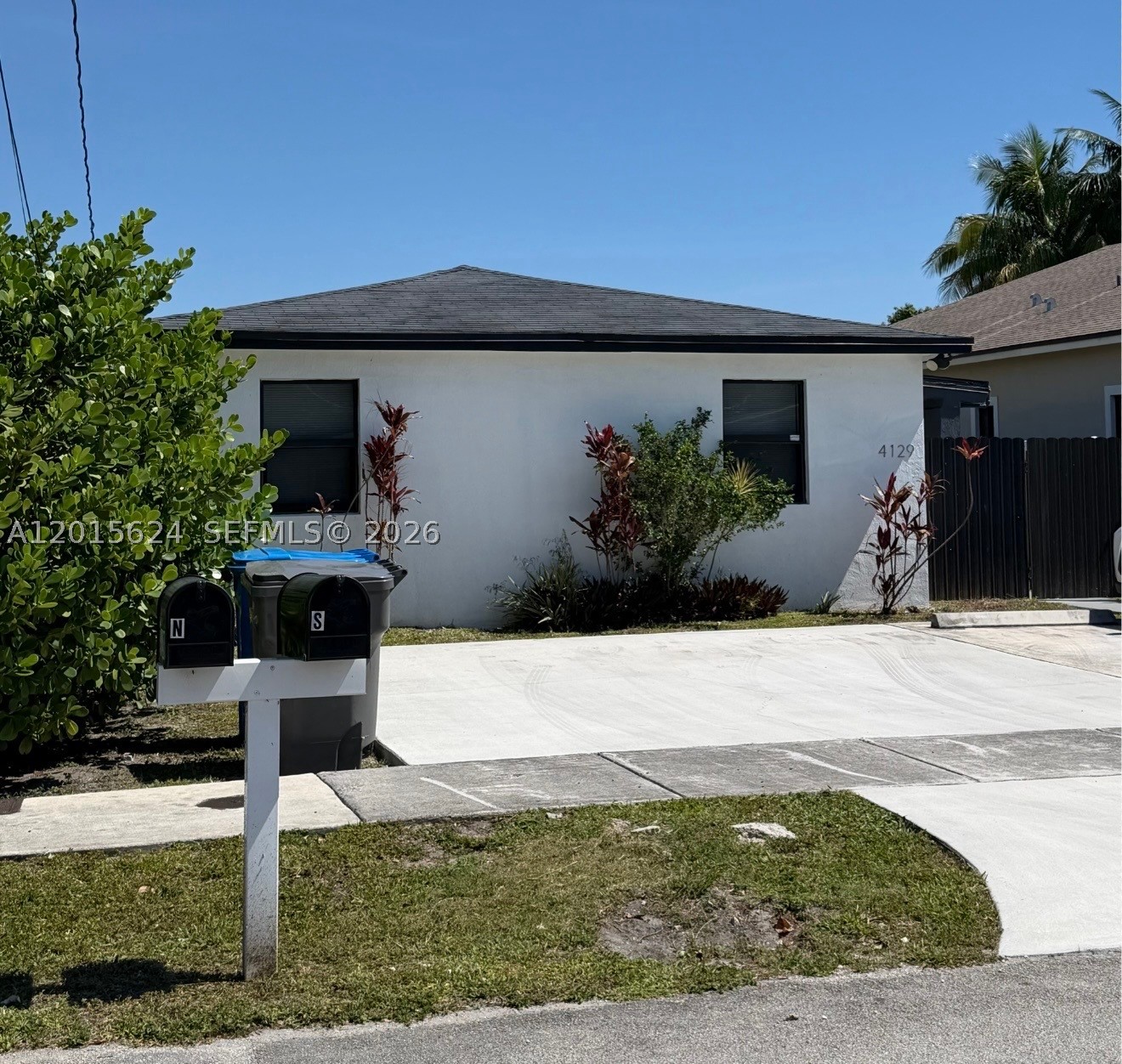 CARVER RANCHES - Residential Income
