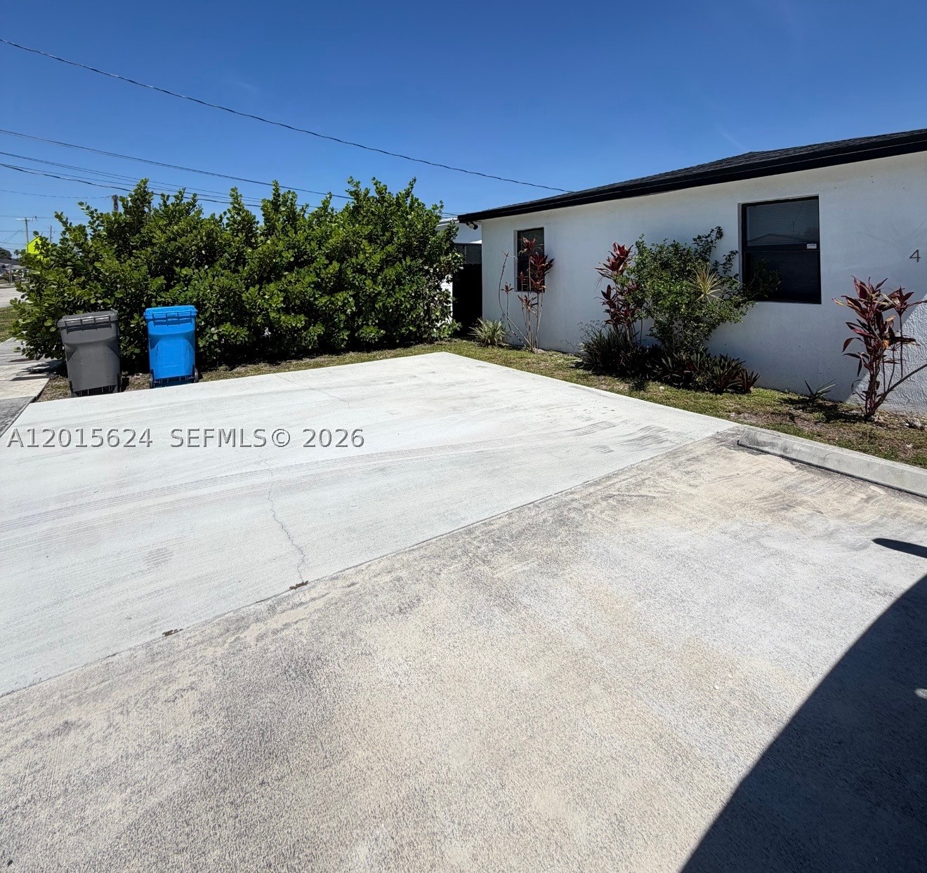 CARVER RANCHES - Residential Income
