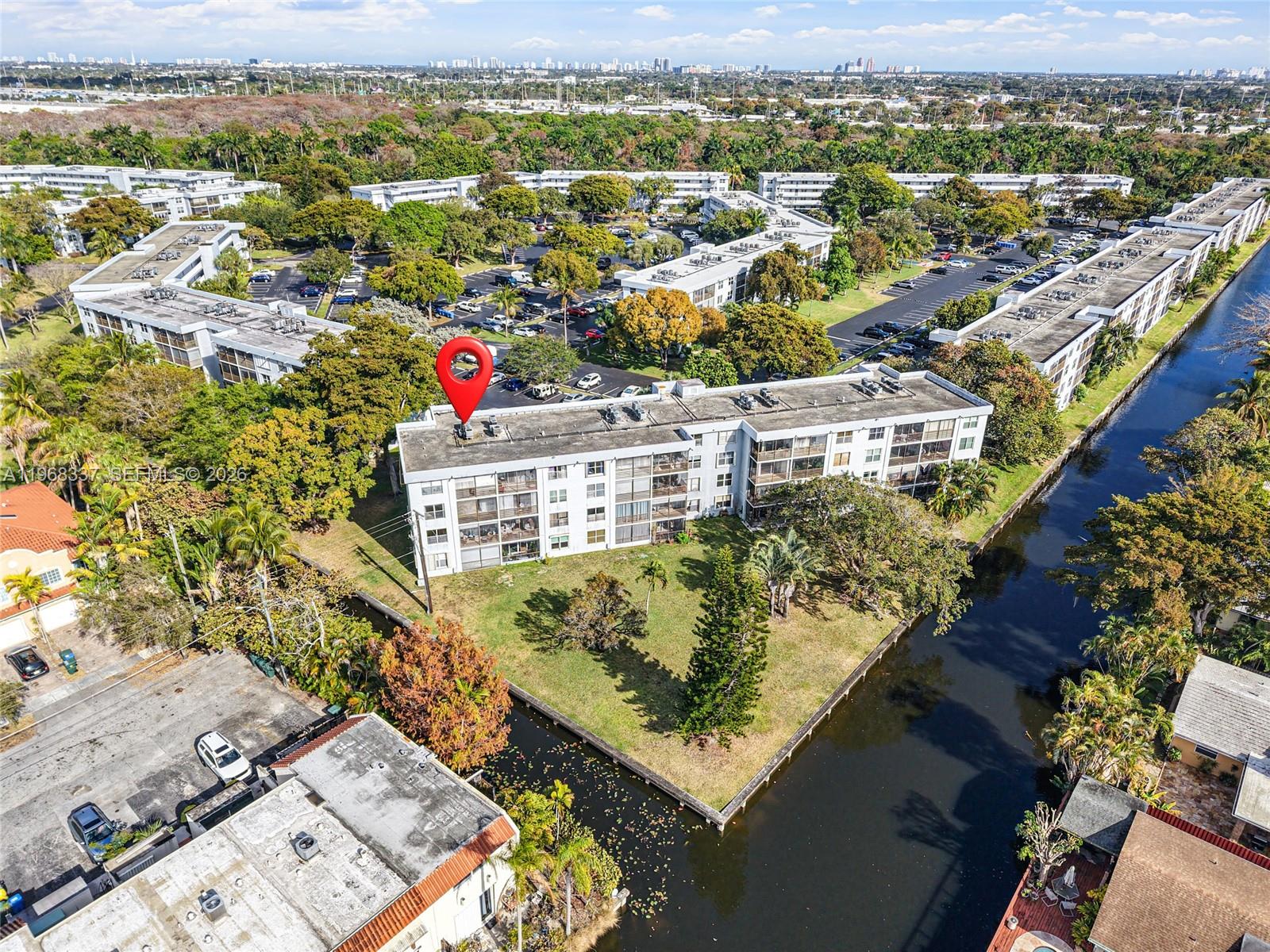 ROYAL PARK CONDO - Residential