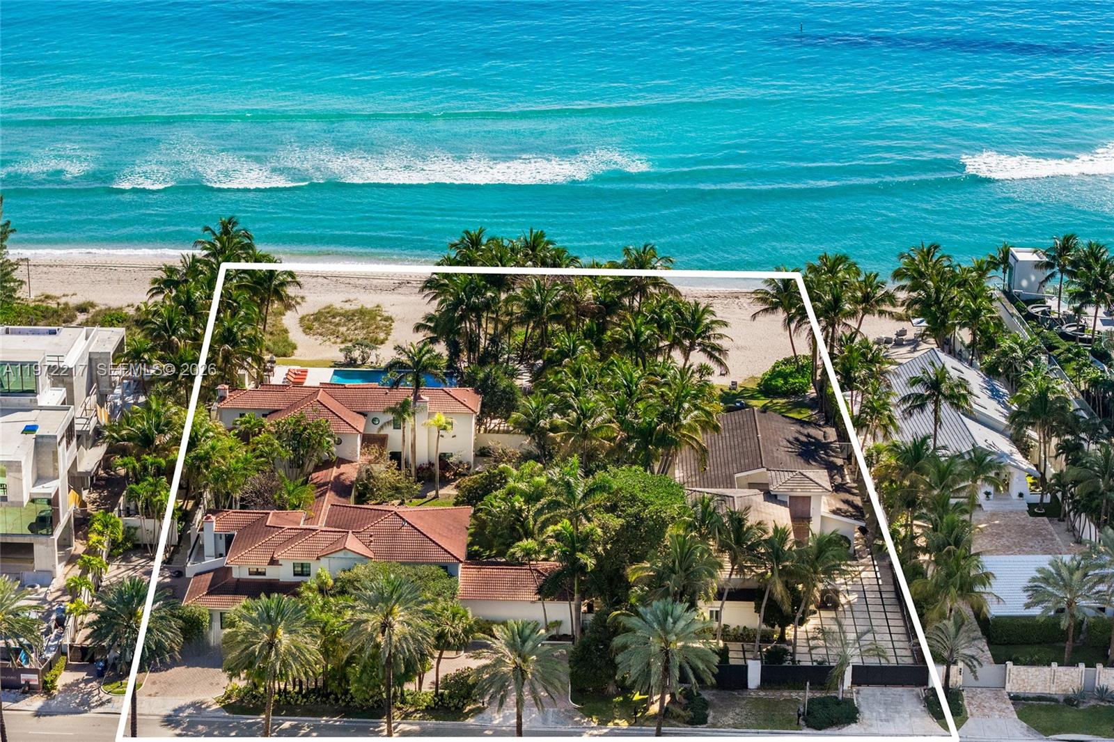 GOLDEN BEACH SEC C - Residential