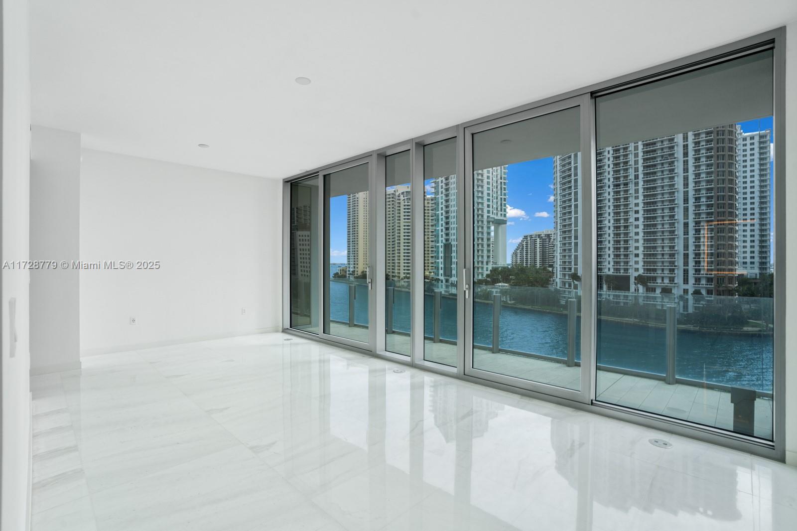 ASTON MARTIN CONDO - Residential