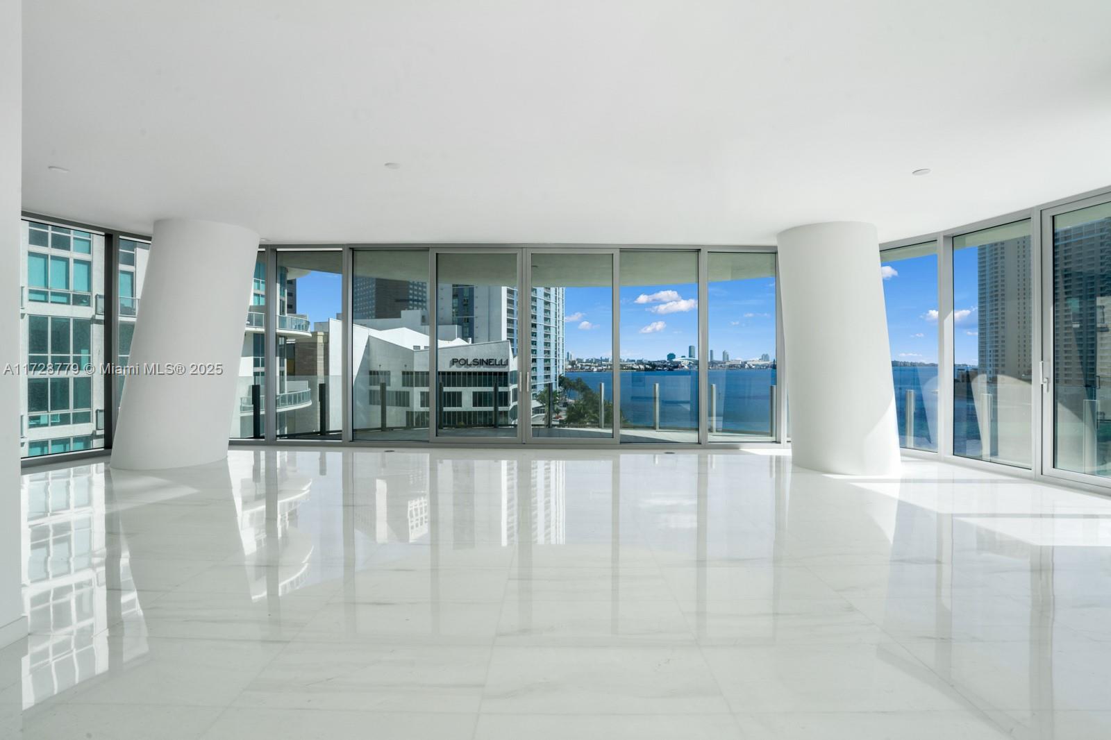 ASTON MARTIN CONDO - Residential