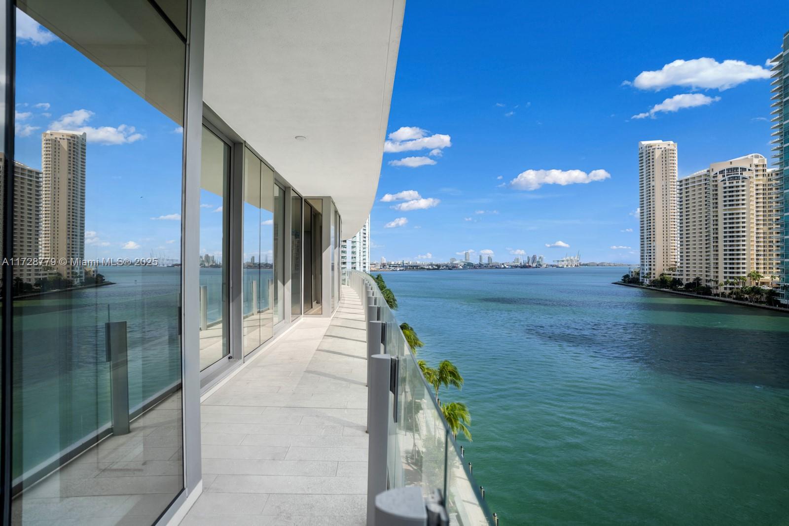 ASTON MARTIN CONDO - Residential
