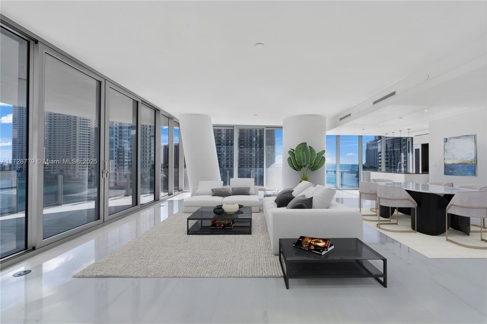 ASTON MARTIN CONDO - Residential