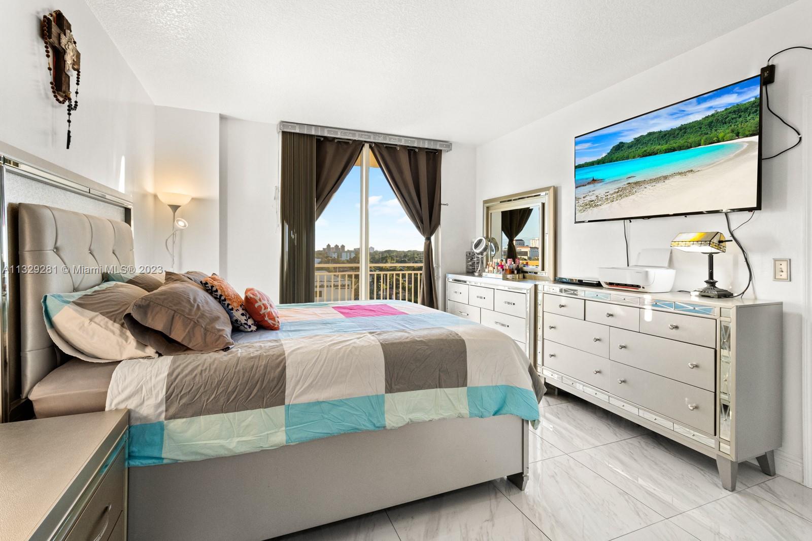 LEJEUNE PLAZA CONDO - Residential