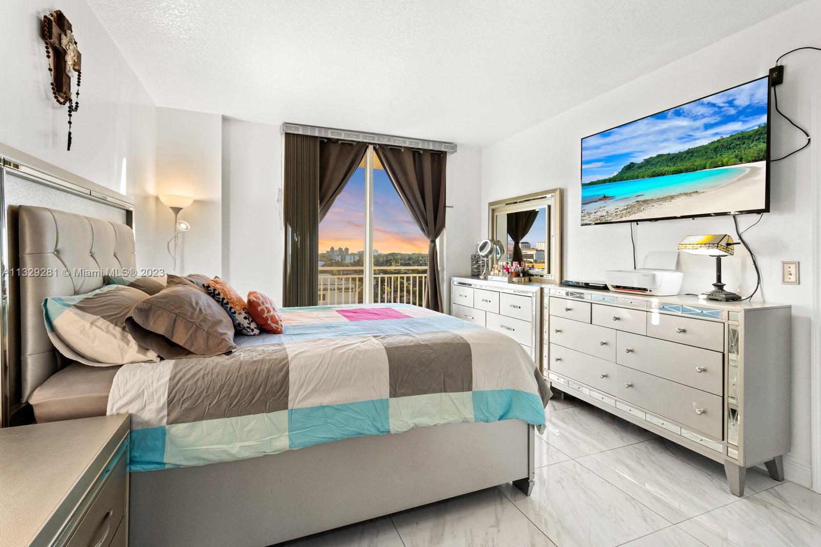 LEJEUNE PLAZA CONDO - Residential