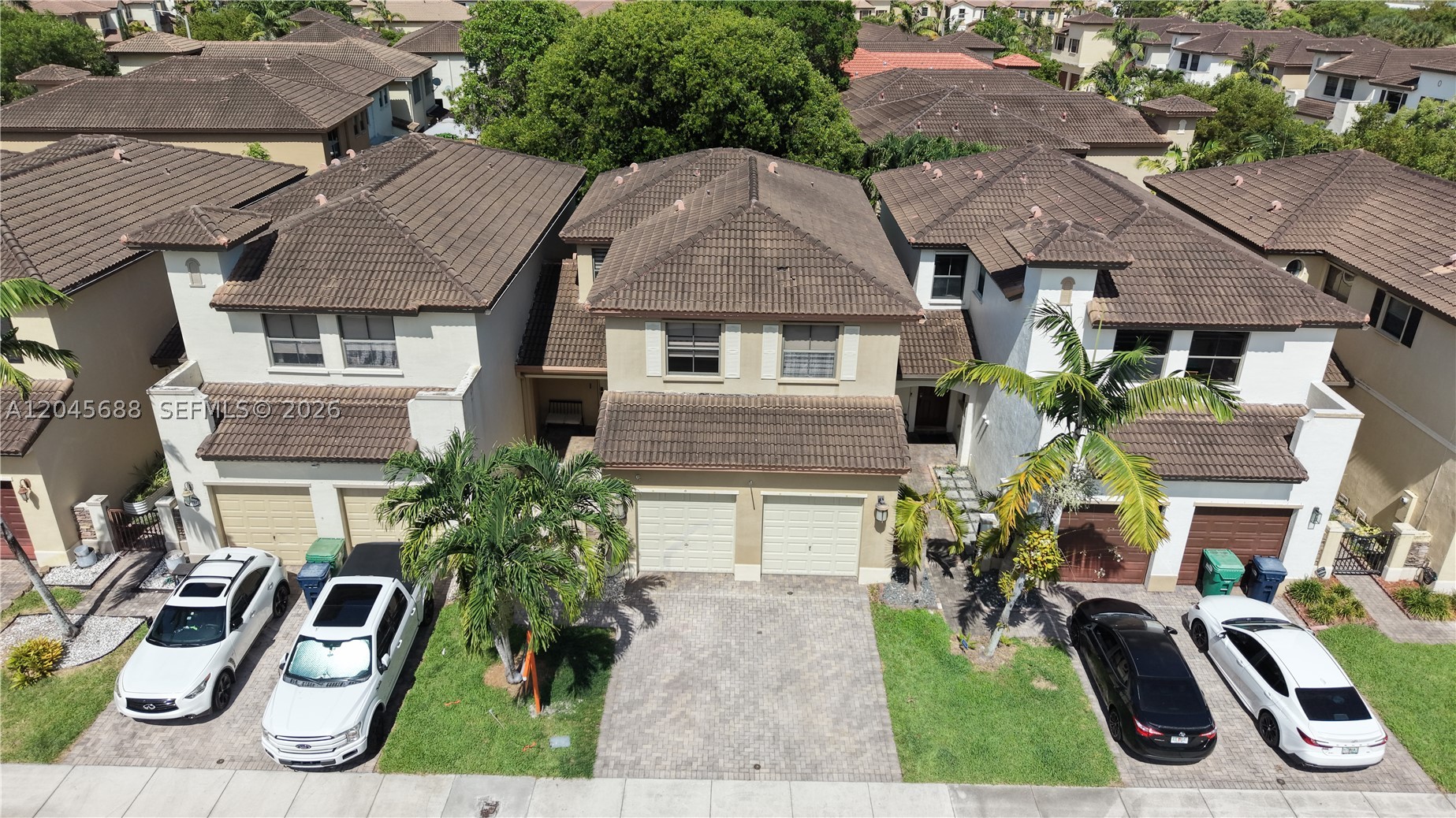 TRELLIS AT BAYSHORE - Residential
