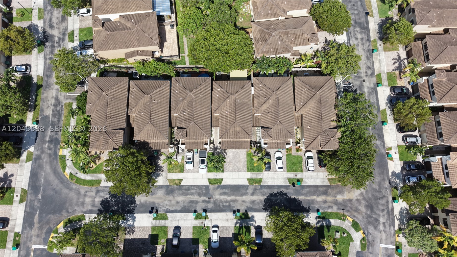 TRELLIS AT BAYSHORE - Residential