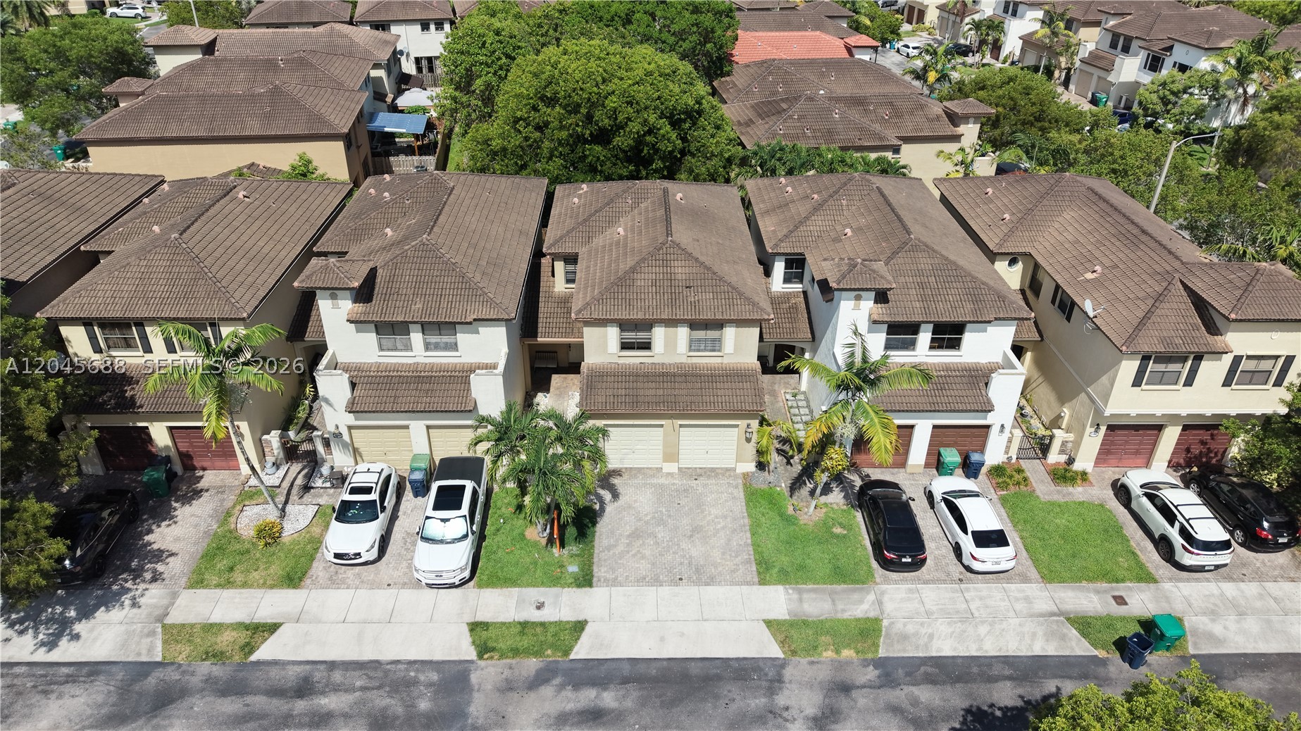 TRELLIS AT BAYSHORE - Residential