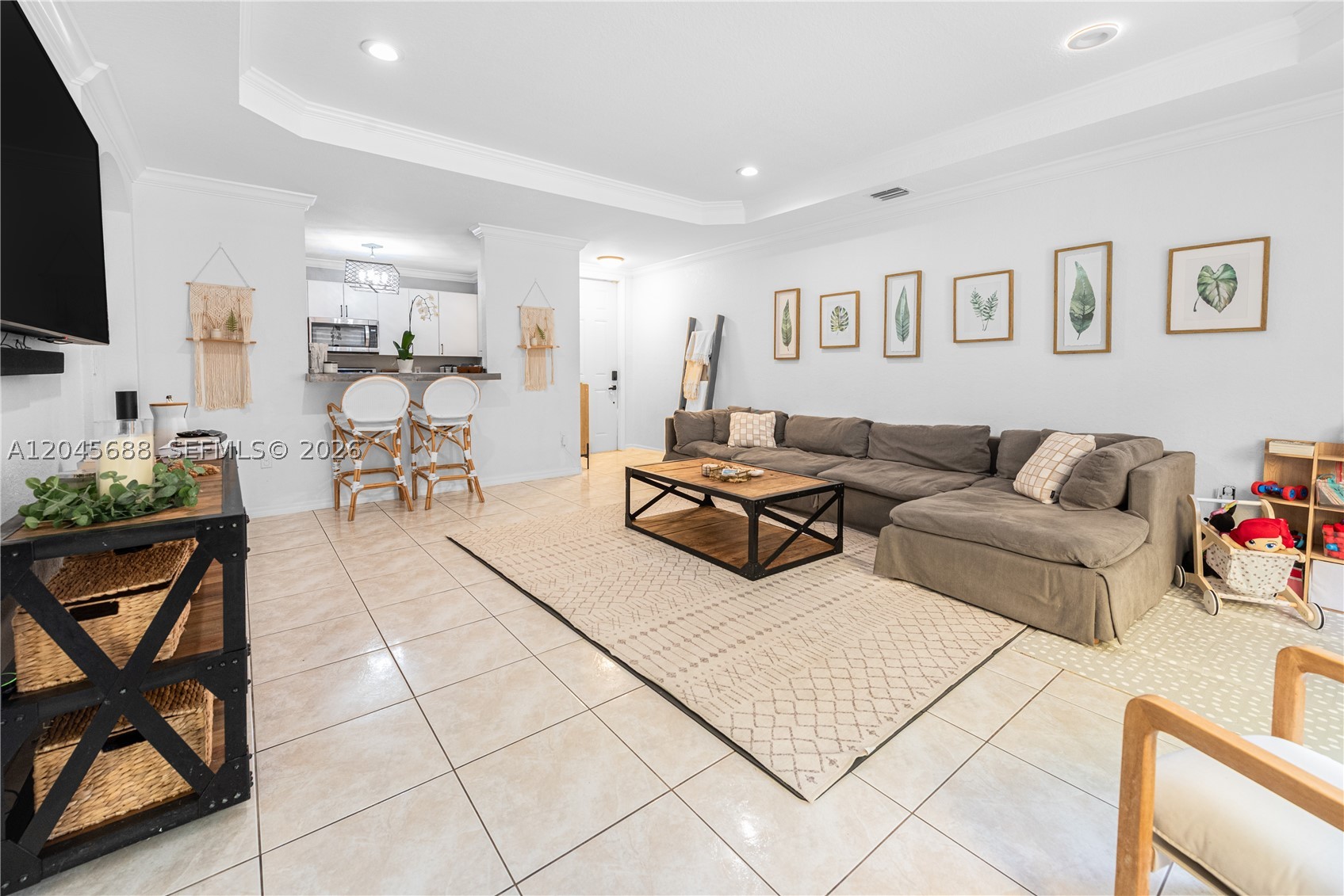 TRELLIS AT BAYSHORE - Residential