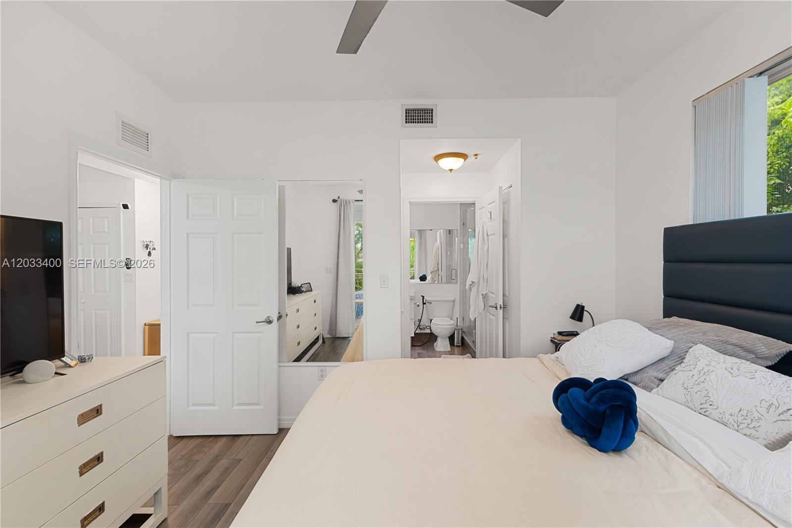 VILLAGE DEL MAR WATERFRON - Residential