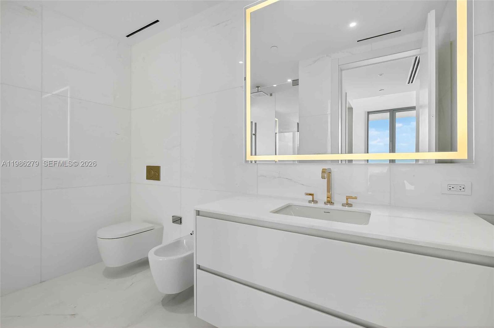 Aston Martin Residences - Residential
