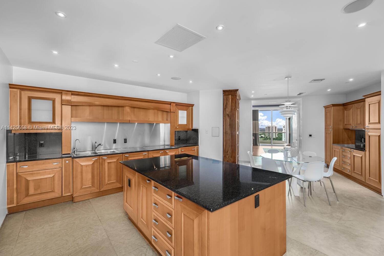 TOWERS OF PORTO VITA-NORT - Residential