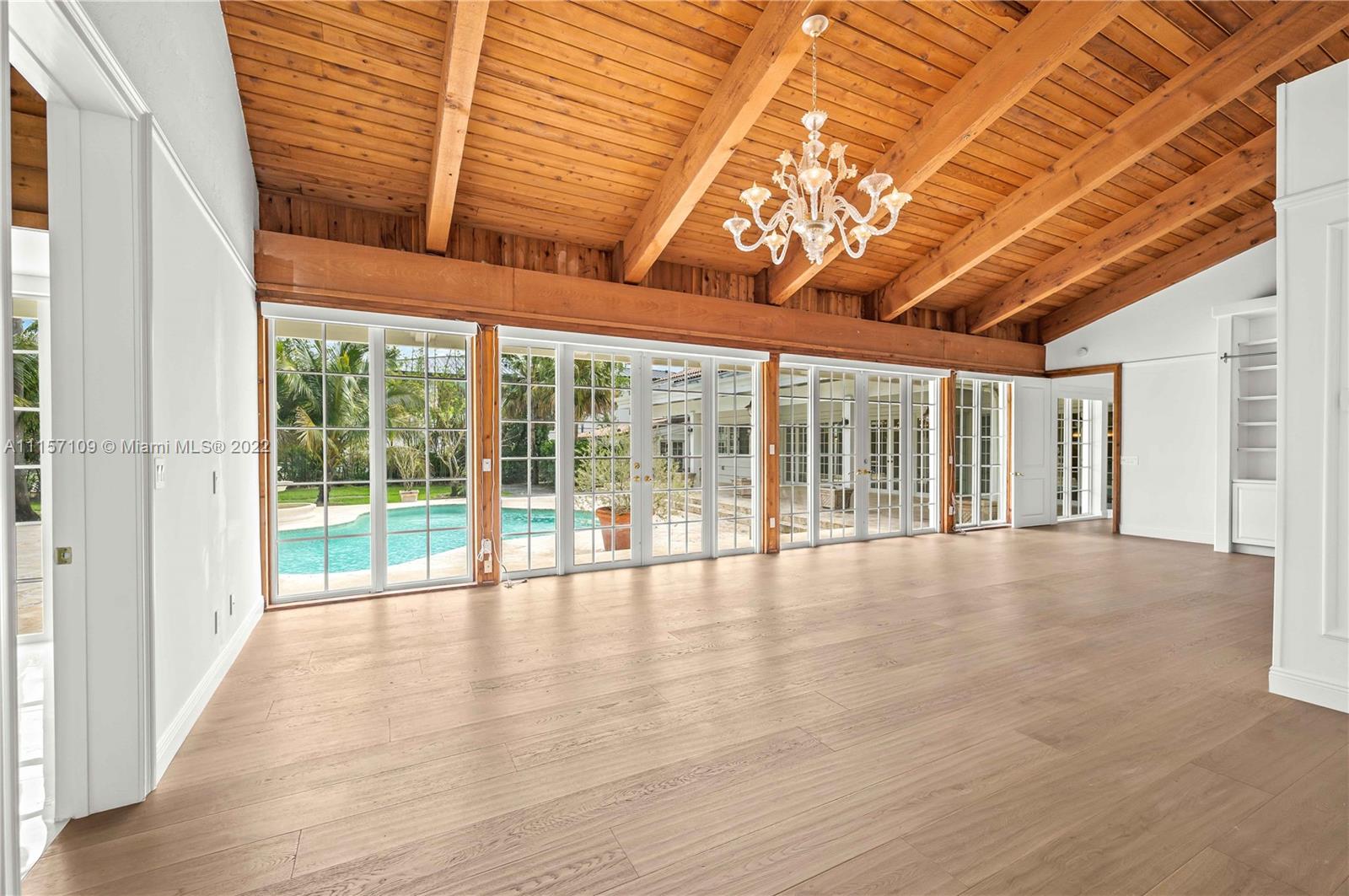SANSTROM ESTATES - Residential