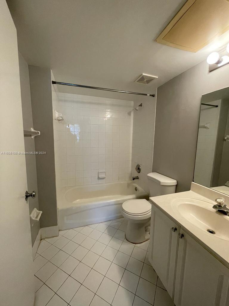 SHERIDAN OCEAN CLUB CONDO - Residential Lease