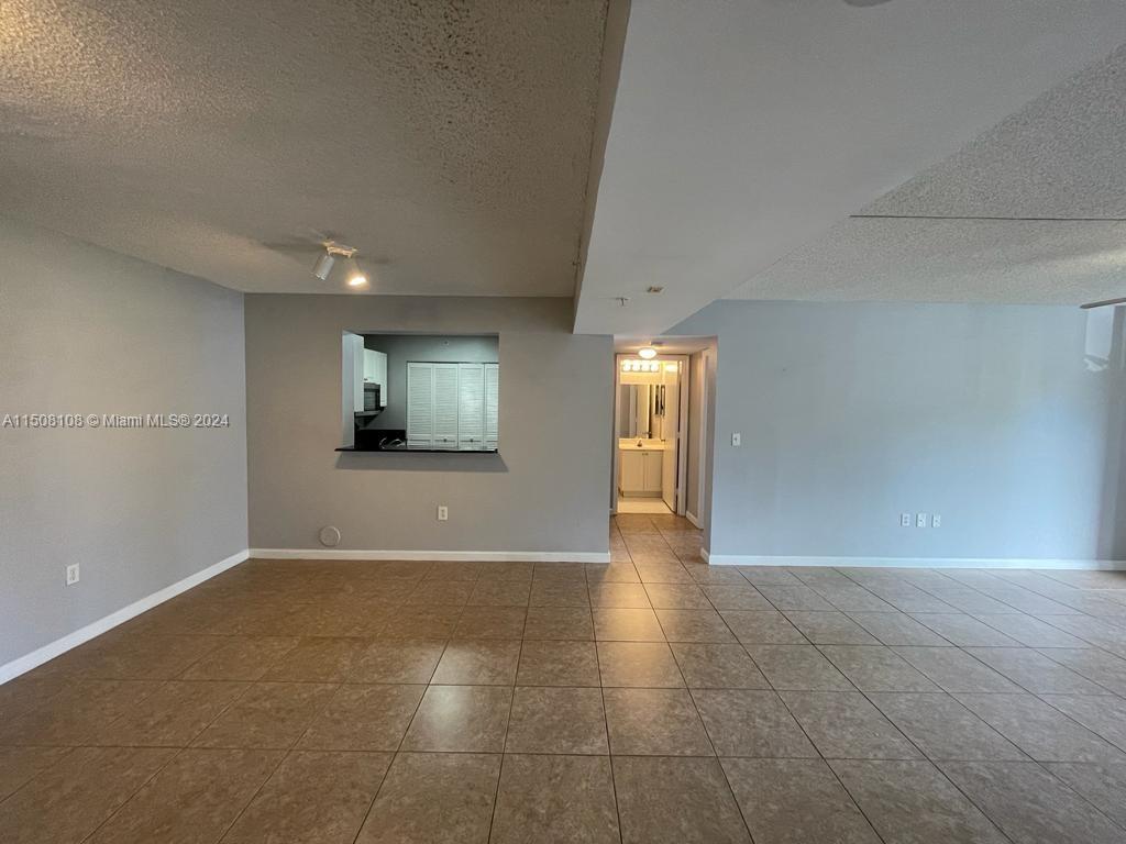 SHERIDAN OCEAN CLUB CONDO - Residential Lease