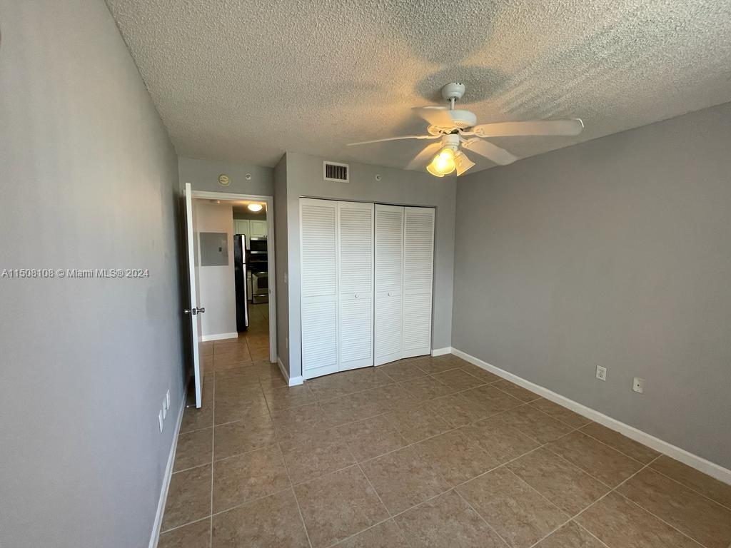 SHERIDAN OCEAN CLUB CONDO - Residential Lease