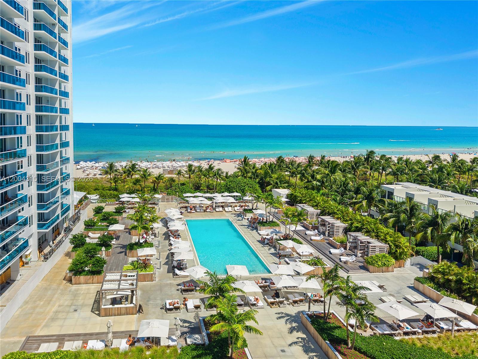 RONEY PALACE CONDO - Residential