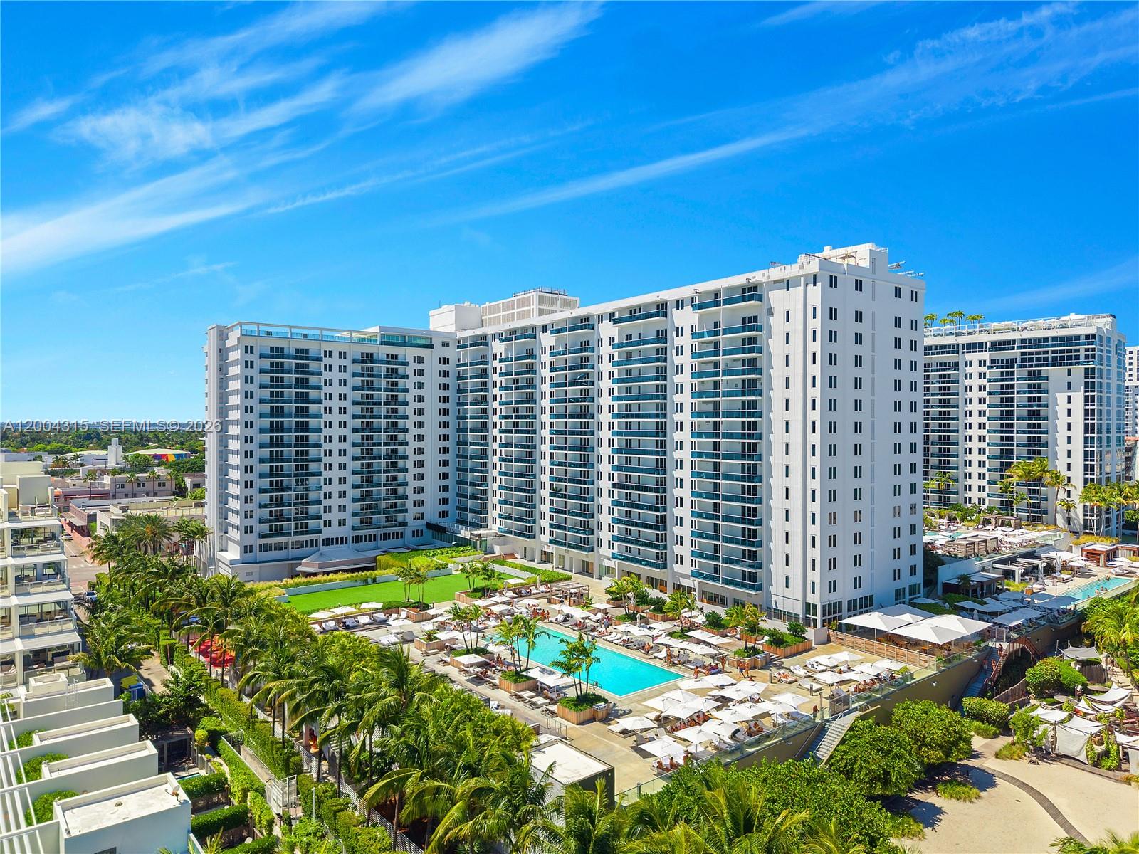 RONEY PALACE CONDO - Residential